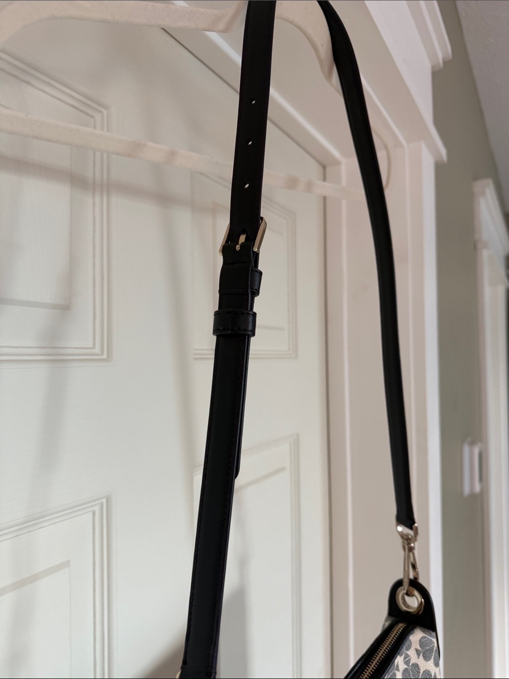kate spade Cream and Gray Patterned Crossbody with Black Strap - Picture 6 of 11